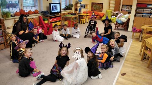 Koťata - Halloween1